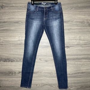 Wrangler Rock 47 Skinny Jeans size 3x33